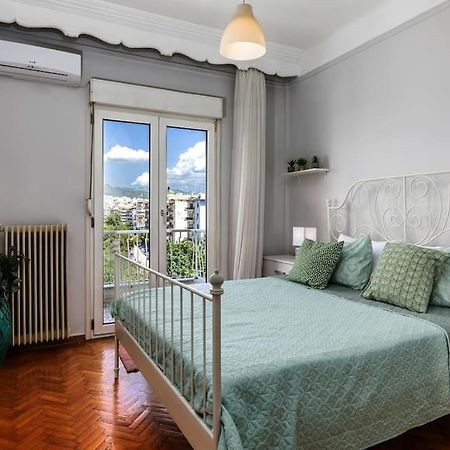 Best Location 3 Bedroom Apartment With View Салоники Экстерьер фото