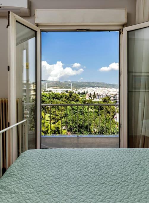Best Location 3 Bedroom Apartment With View Салоники Экстерьер фото